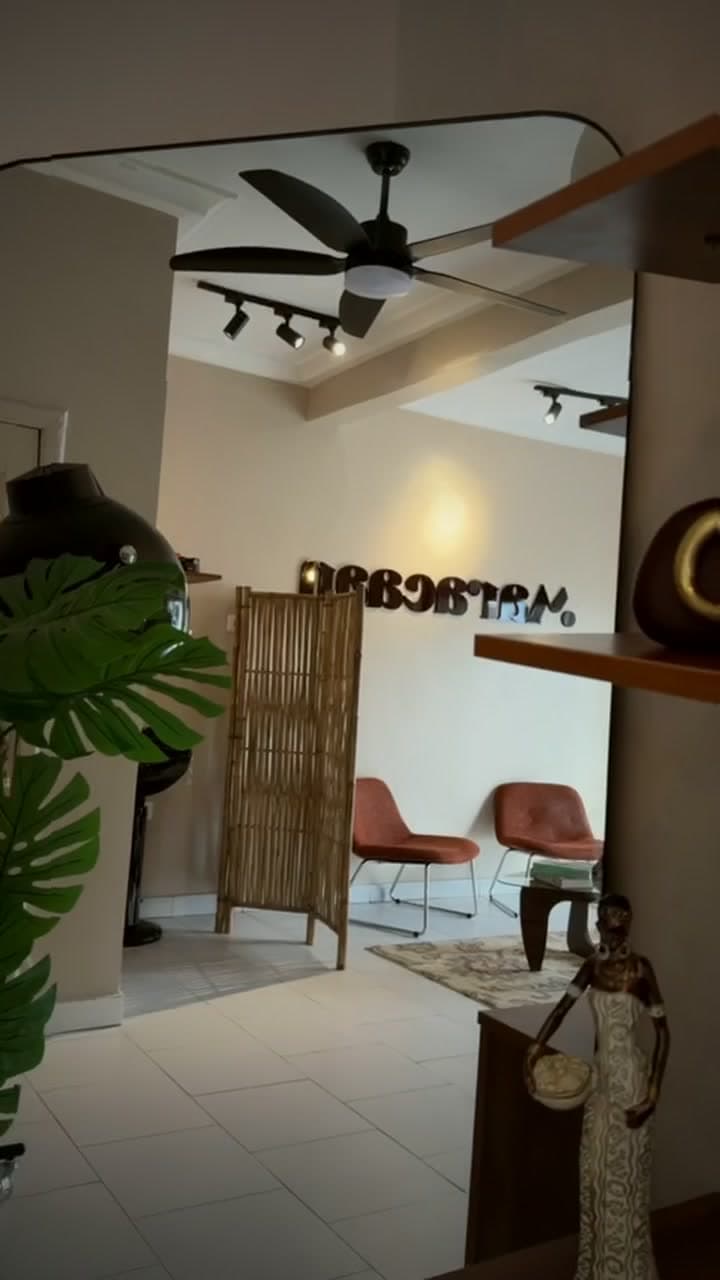 The Maracaan wordmark on the studio wall
